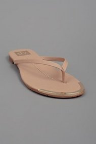 dv by Dolce Vita Dania Sandal Flat Nude