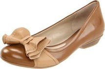 Naturalizer Women's Decade Flat
